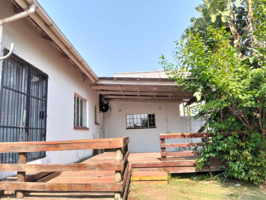 To Let 5 Bedroom Property for Rent in Mthata Eastern Cape